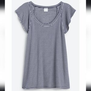 Kaileigh Lilyana scoop neck knit top